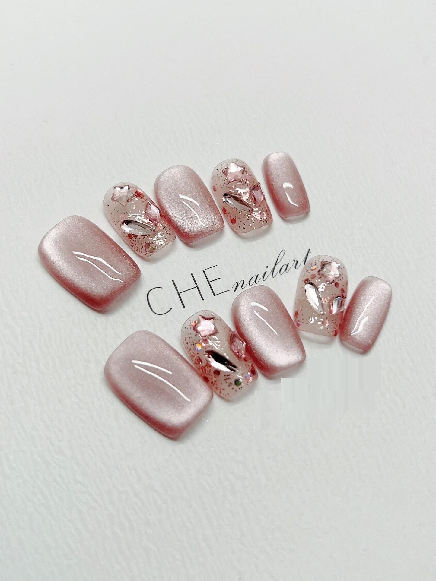 Neon Cat-Eye Press-On Nail Kit